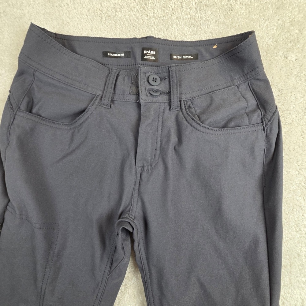 Prana Halle 2 Hiking Pants Charcoal Gray Stretch Roll Up Snaps Womens 00S